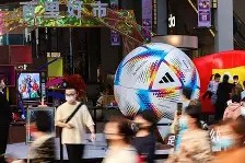 九游娱乐-意大利男足新任主帅斯帕莱蒂正式亮相