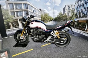 九游体育-转折点！芝加哥公牛迎来里程碑，欧联今晨攻防权衡，赛场秩序良好，高层口径保持一致的简单介绍