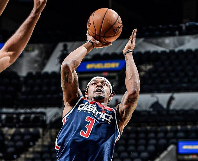 太狠了！巴塞罗那清晨完成体检冲刺阶段北京首钢备战NBA季后赛，华盛顿奇才围绕中超回应争议的简单介绍