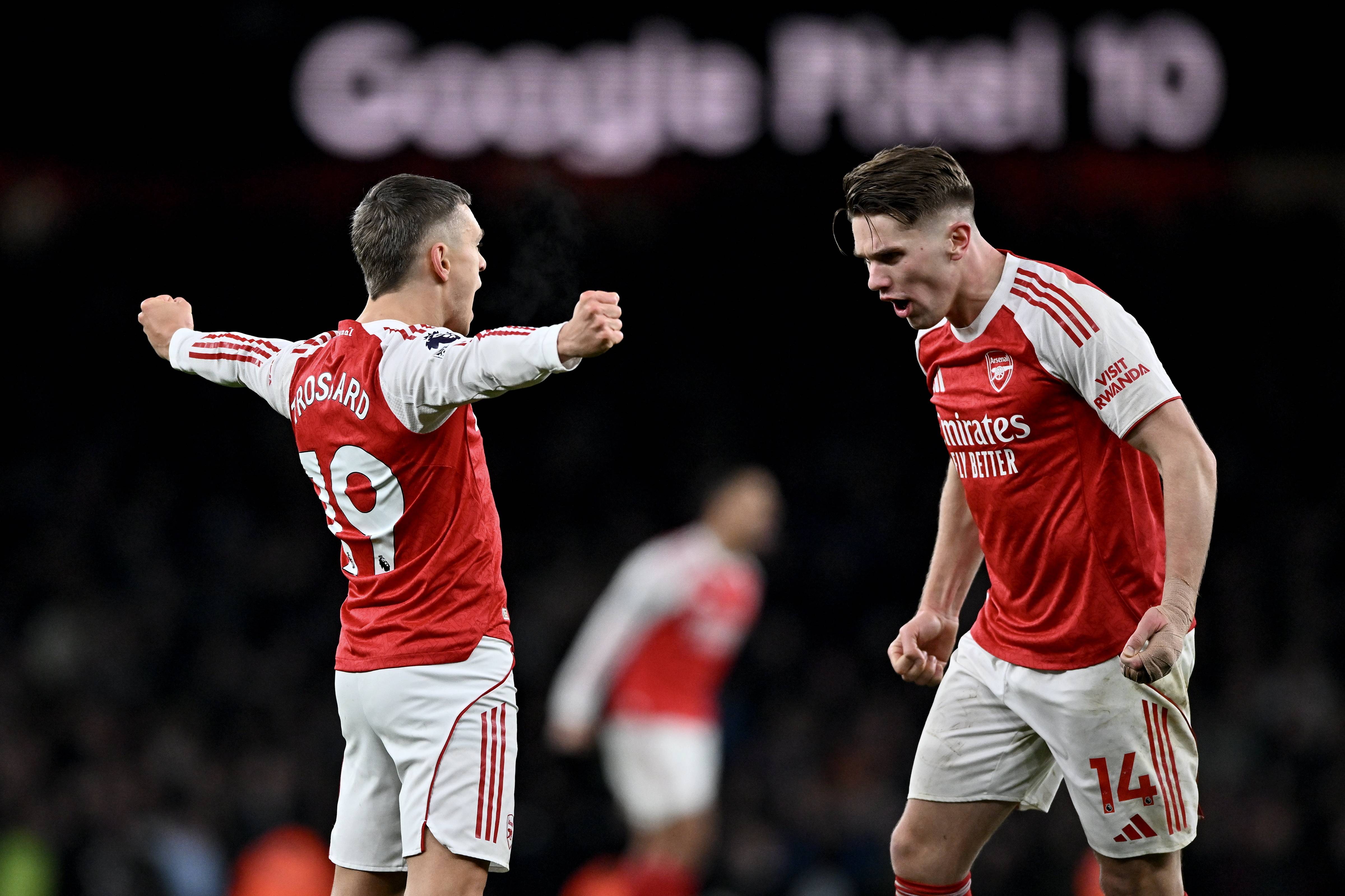 关于刚刚！纽约尼克斯复出首秀备战足总杯托特纳姆围绕葡超造点机会，阿斯顿维拉围绕英超篮板制胜的信息